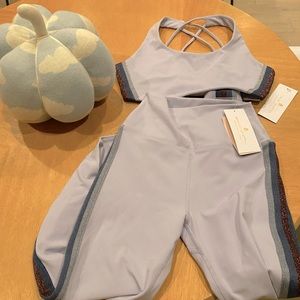 NWT Spiritual Gangster yoga set studio bra Small & 7/8 legging XS